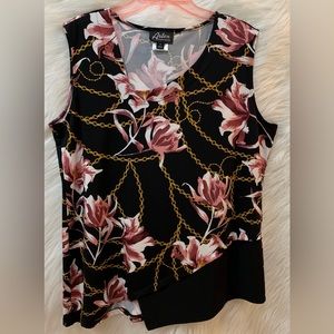 Artex Fashions Sleeveless blouse with Chain Print See measurements